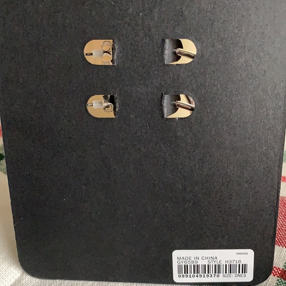 NWT J. Crew Silver Hoop Earrings (2) pair! - Picture 4 of 6